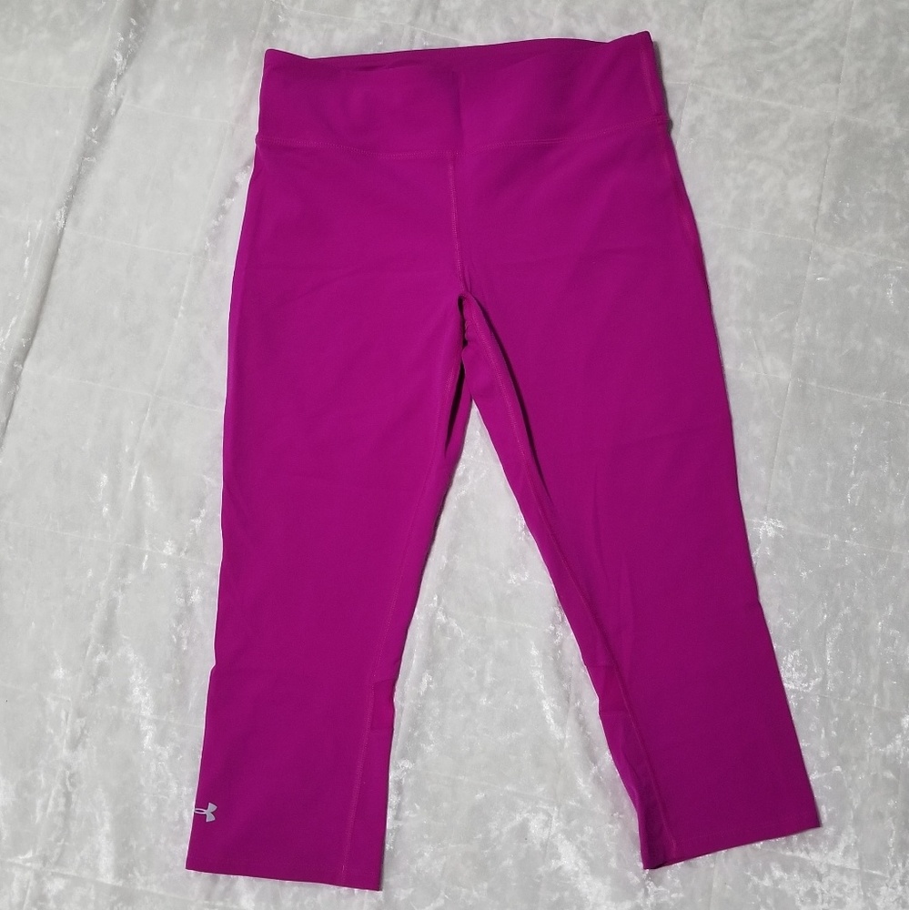 Under Armour Pink Capris Leggings